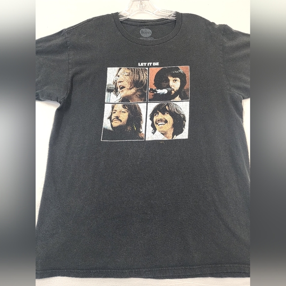 The Beatles Men's Black Band Graphic Tee Shirt Regular Fit Short Sleeve, sz LG - Picture 8 of 8